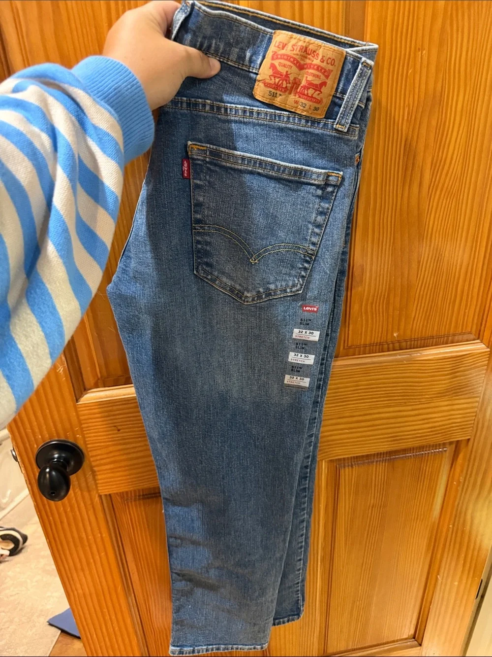 Levi's Men's Medium Blue Straight-Leg Jeans